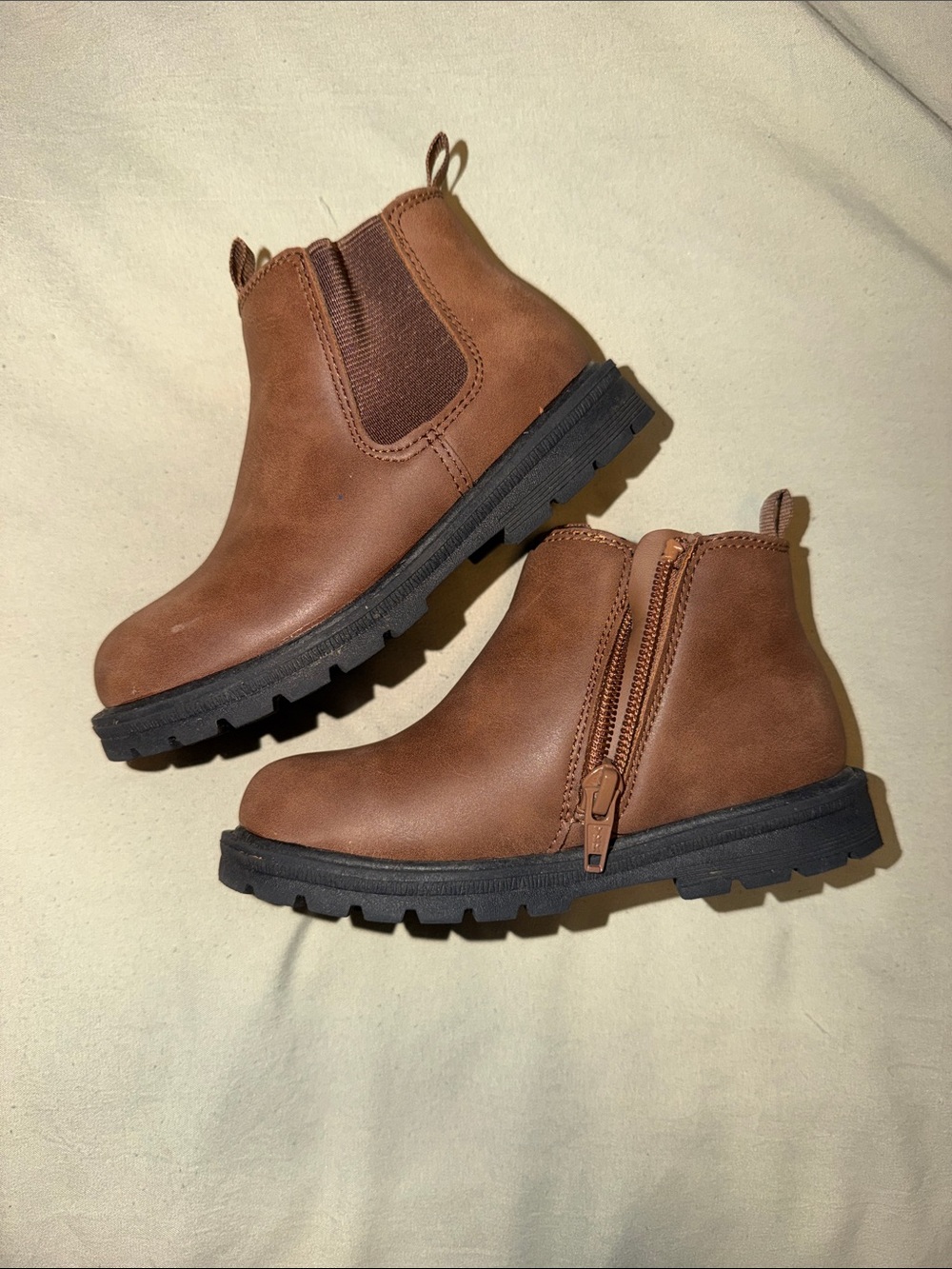 Toddler 9 Brown Zip Ankle Boots